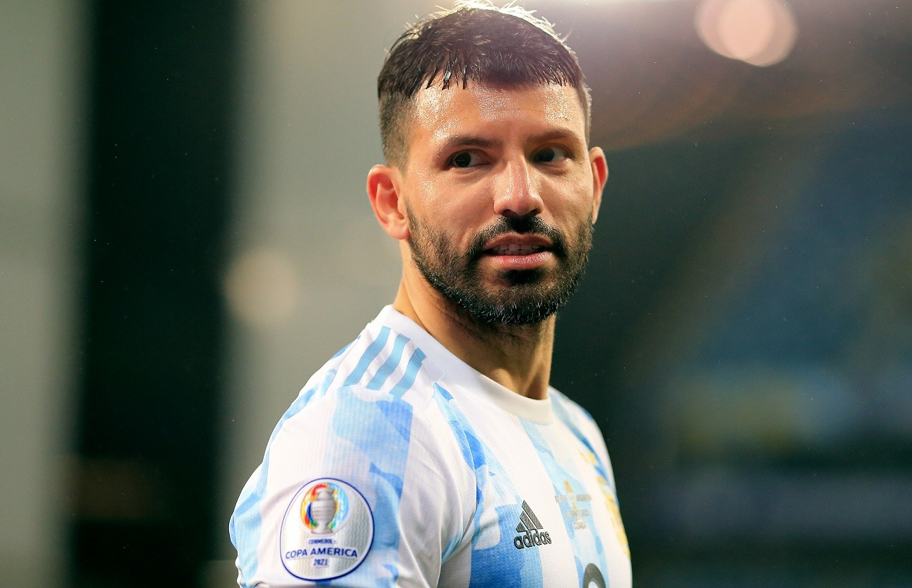 Calciomercato Juventus, offerto Aguero | Colpo last minute in attacco