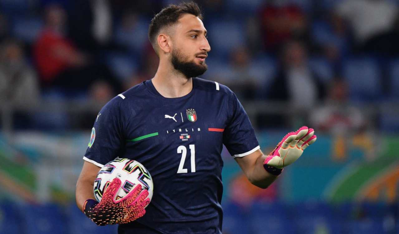 Donnarumma scaricato: l'annuncio 