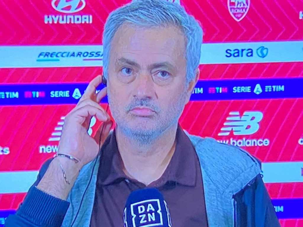 Mou nel post Roma-Napoli a DAZN