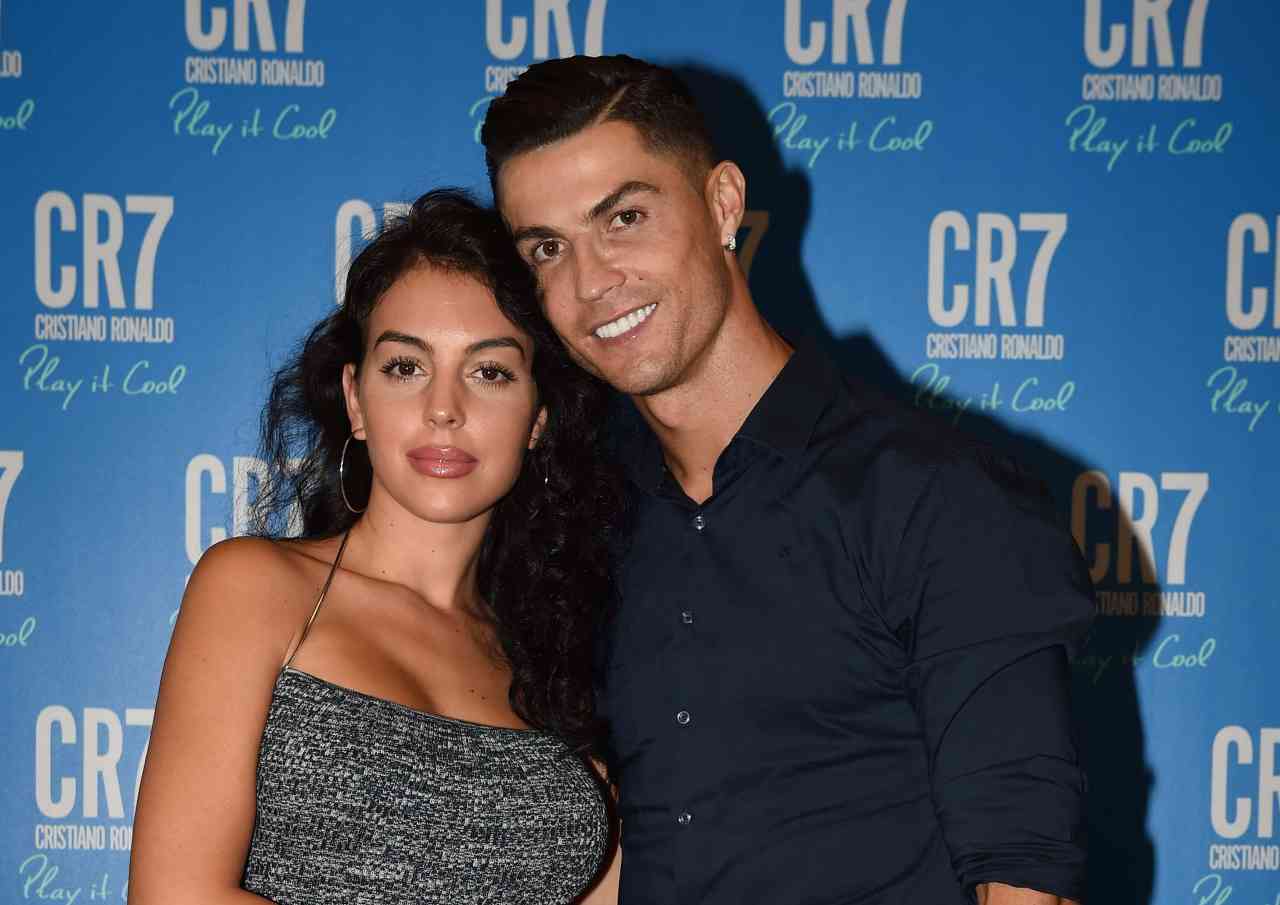 Ronaldo e Georgina annunciano due gemelli