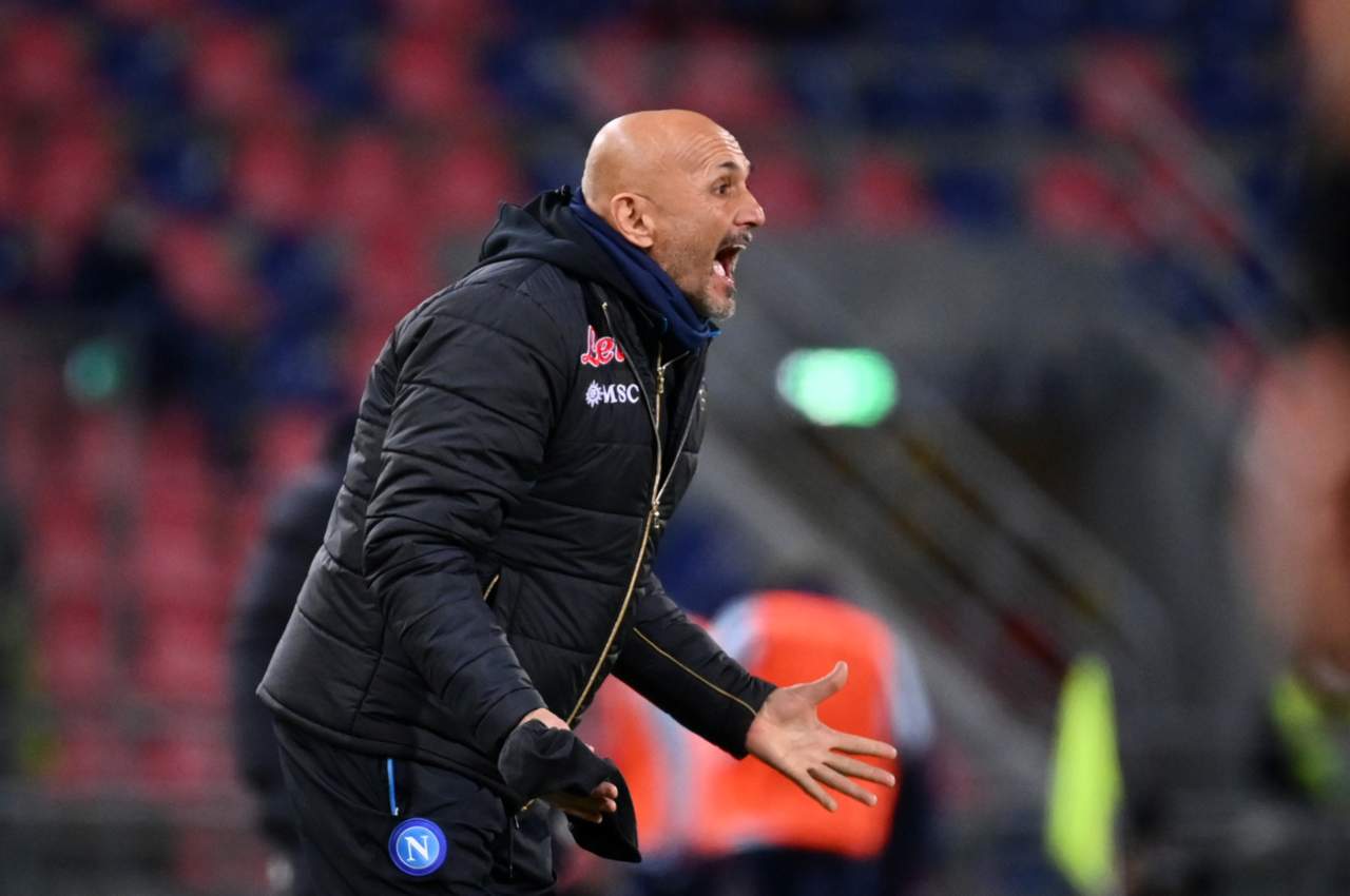 Napoli-Inter, Spalletti perde Politano per infortunio | Poi il siparietto in panchina con Elmas