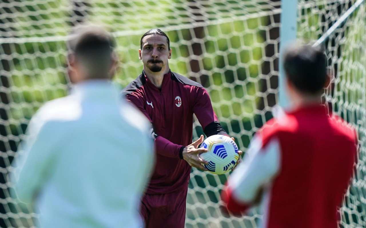 ibrahimovic allenamento milan inter rientro