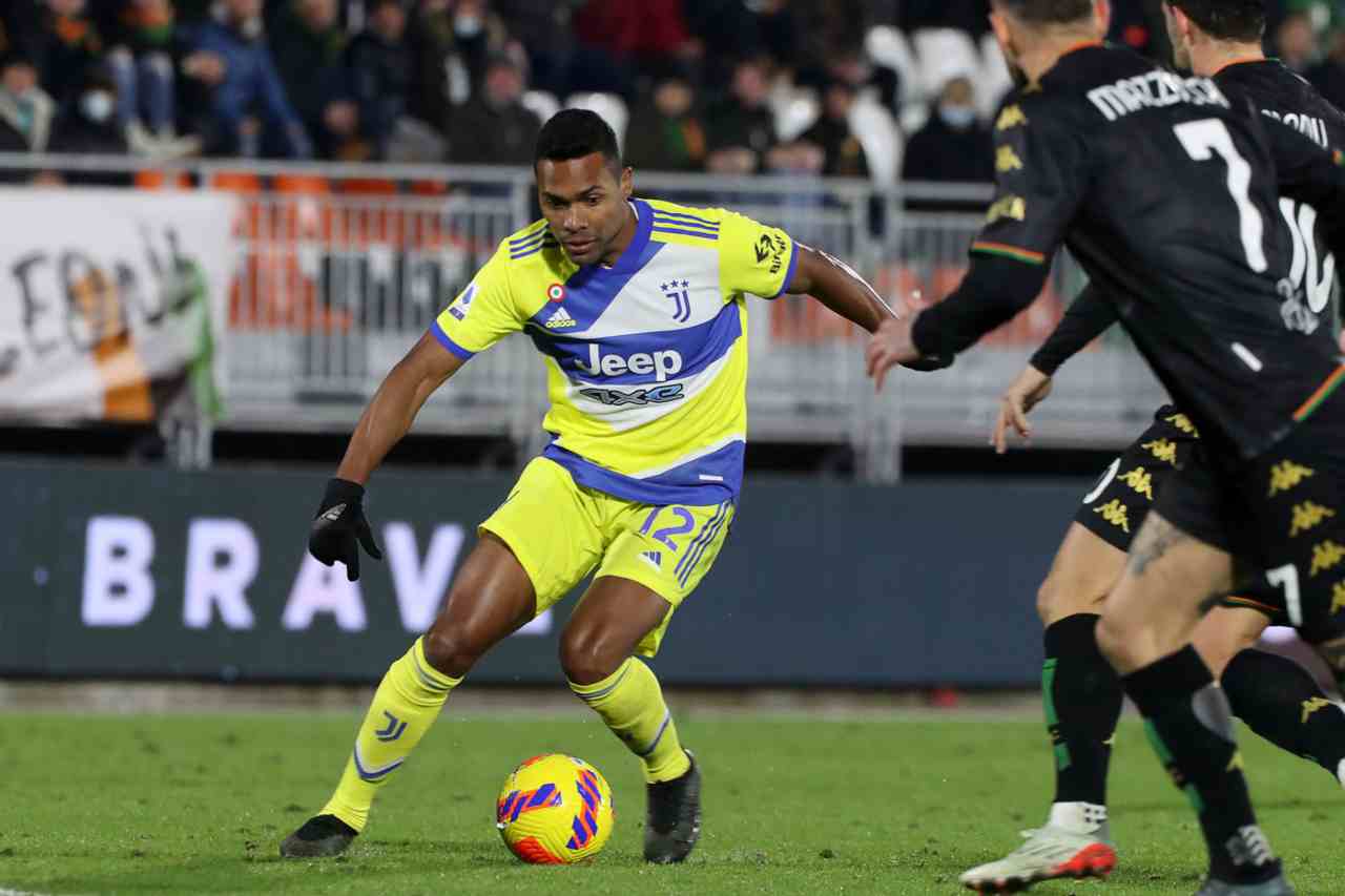 Juve-Inter, Allegri recupera Alex Sandro 