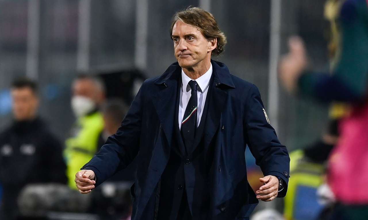 Italia nell'oblio e senza Mondiale: "Mancini deve dimettersi"