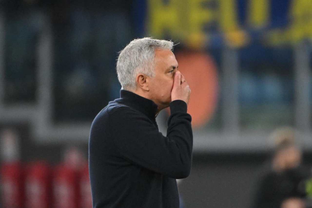 Mourinho si sfoga prima della Conference: "Non so cosa sia successo"