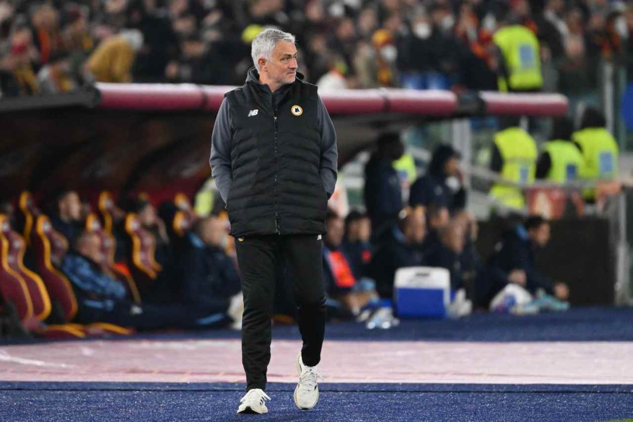 Mourinho lo dice direttamente in conferenza: "Mi interessa solo una cosa"