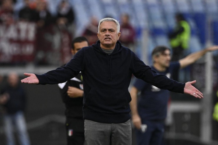 La Roma trema per Mourinho: incontro segreto e ultimatum