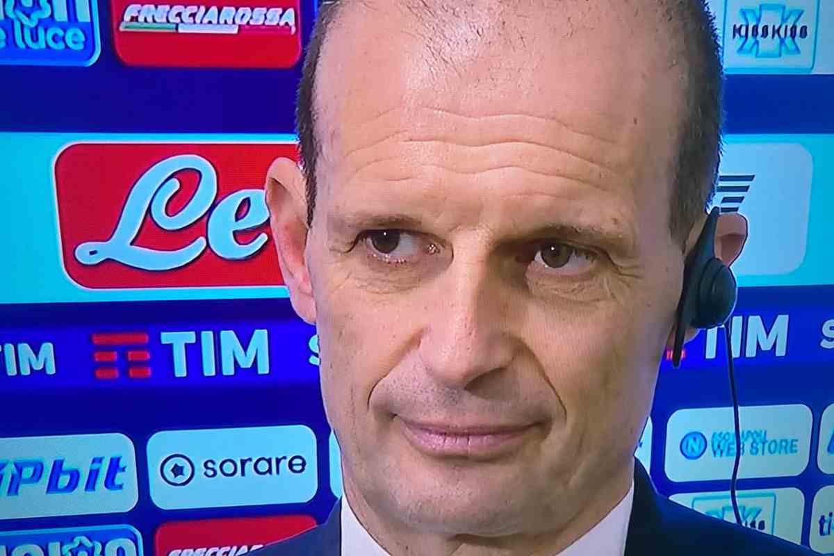 Allegri non ci sta dopo Napoli-Juve: "Mi viene da sorridere"