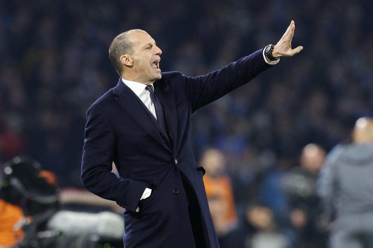 Juventus, web furioso: Allegri out