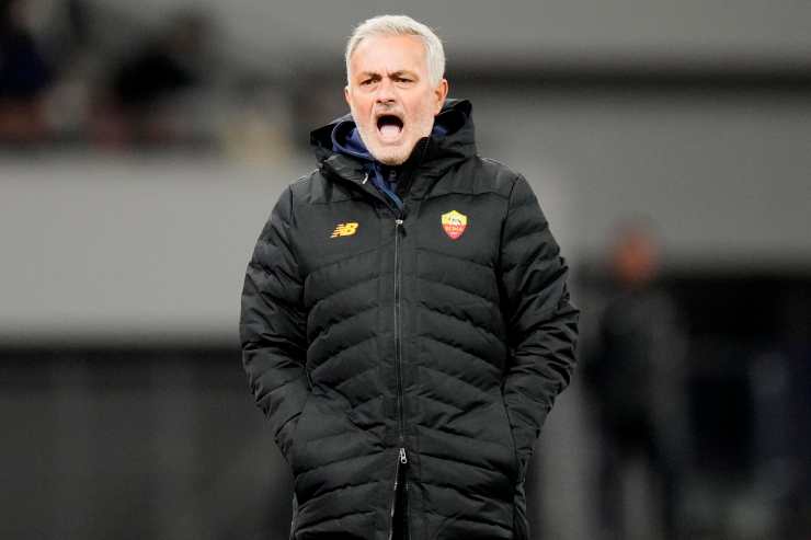 Esonero immediato: tentativo choc per Sarri e Mourinho