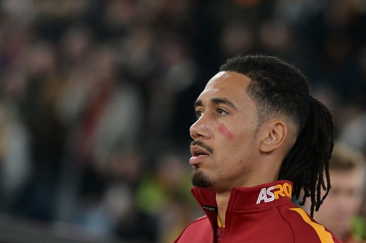 Roma, Smalling apre al rinnovo