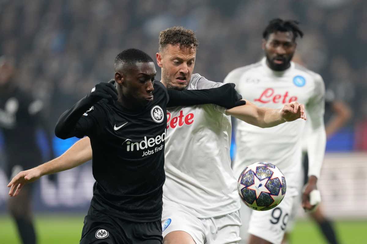 Napoli-Eintracht, scoppia la polemica