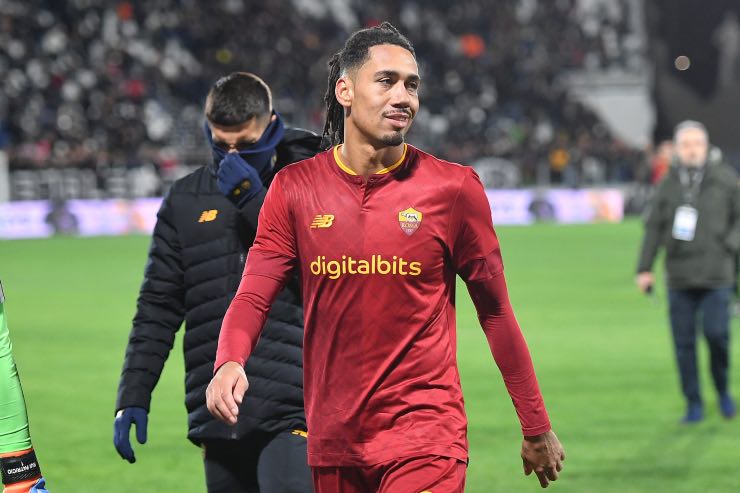 Roma, l'agente di Smalling in città