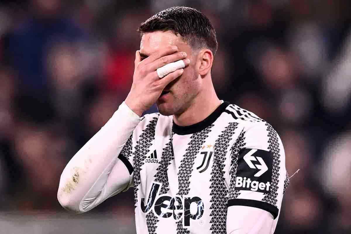 Vlahovic, Ravanelli gli consiglia di restare alla Juventus