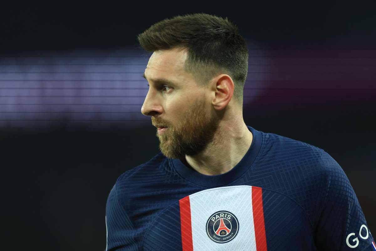 Il PSG punta Osimhen per l'attacco: assist di Messi