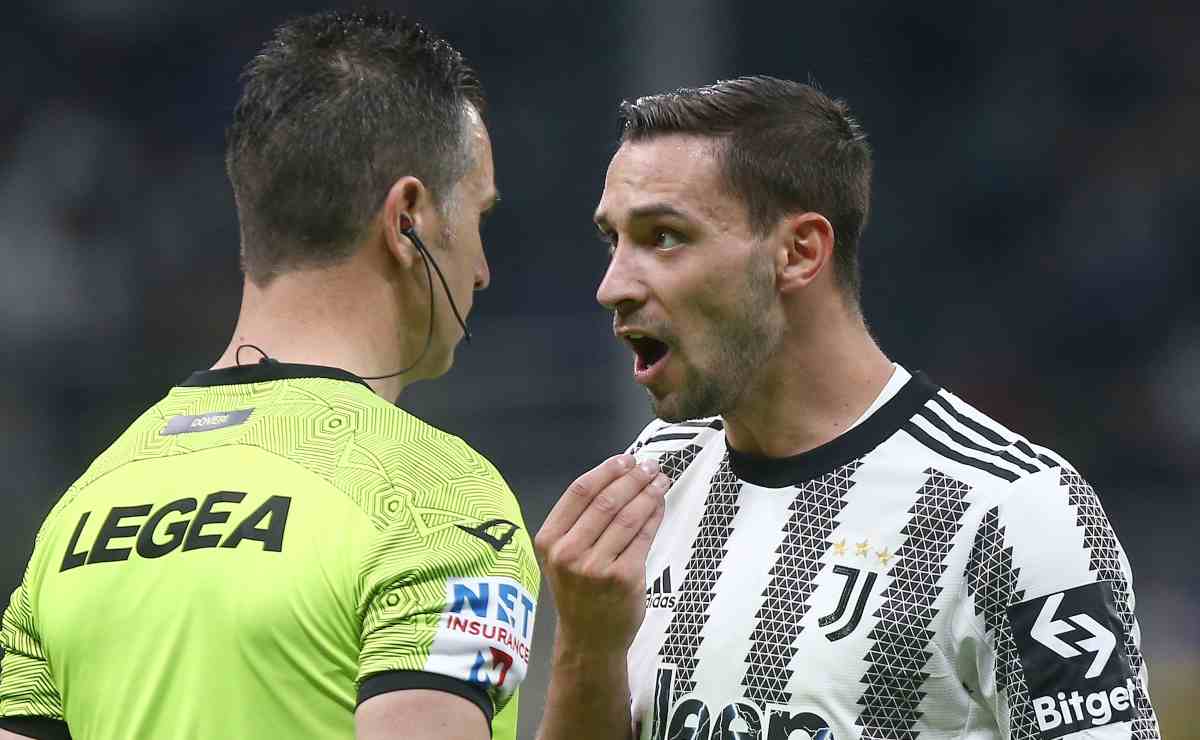 "Juve contro tutto e tutti": giocatori furiosi con gli arbitraggi