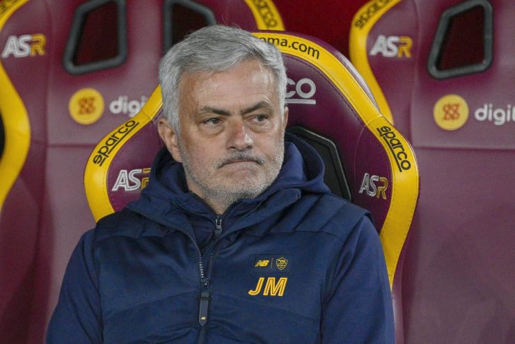 Il comunicato dell'AIAC contro Mourinho