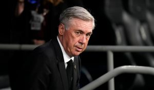 Carlo Ancelotti fa causa all'Everton