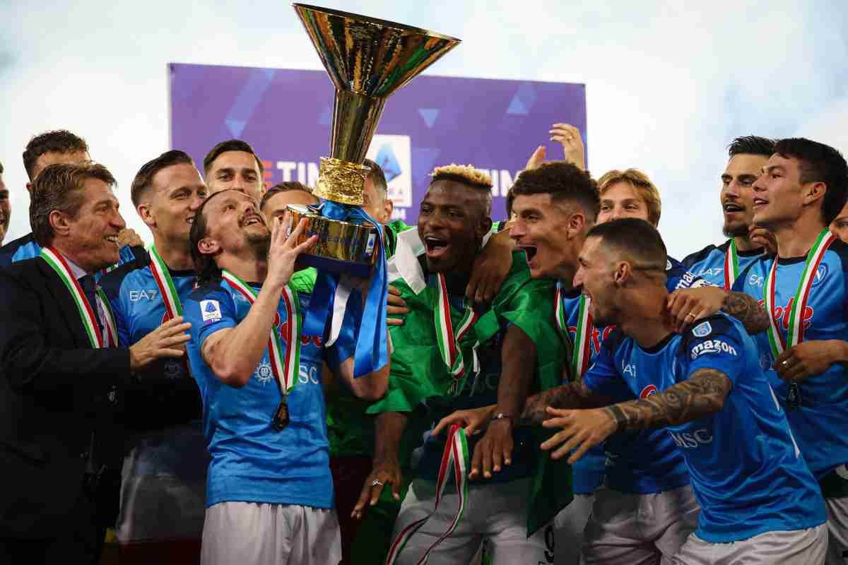 Il Napoli dice addio all'eroe dello scudetto