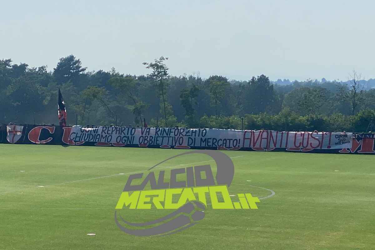 Milan, la Curva Sud presente al raduno