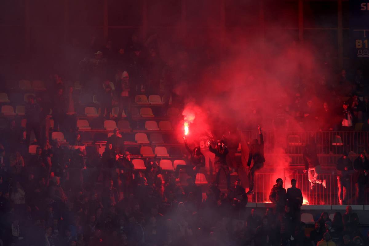 Sit-in tifosi Reggiana, non vogliono Portanova