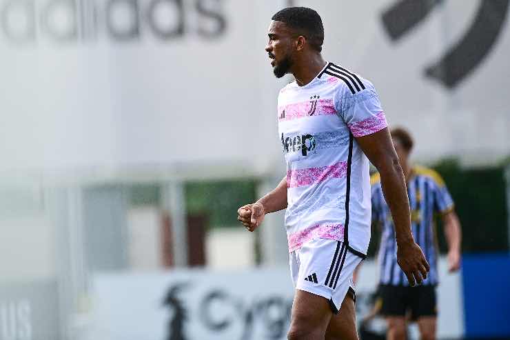 Infortunio al crociato e allarme Juve: il Real Madrid può fiondarsi su Bremer