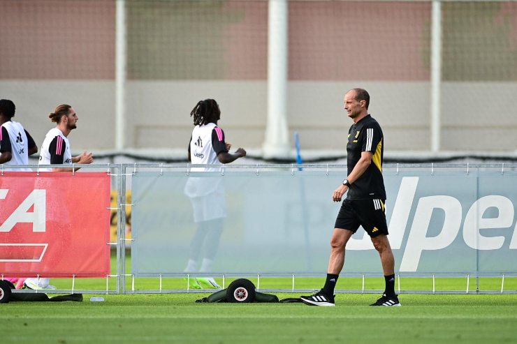 Allegri durante il ritiro