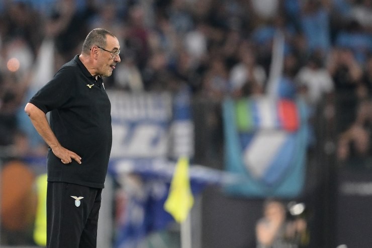 Sarri sconsolato in Lazio-Genoa