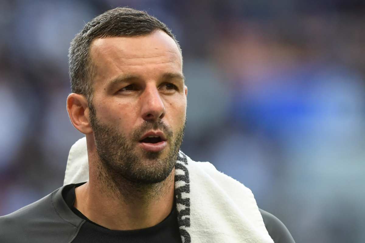 Lo sguardo di Handanovic