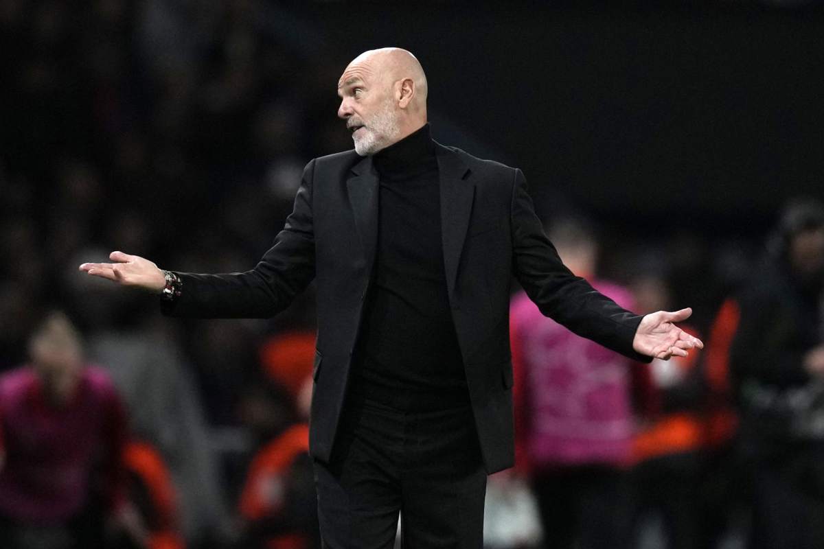 Pioli esonerato: la richiesta dei tifosi dopo PSG-Milan