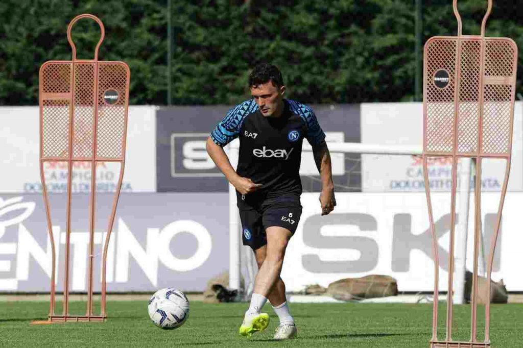 Mario Rui in allenamento