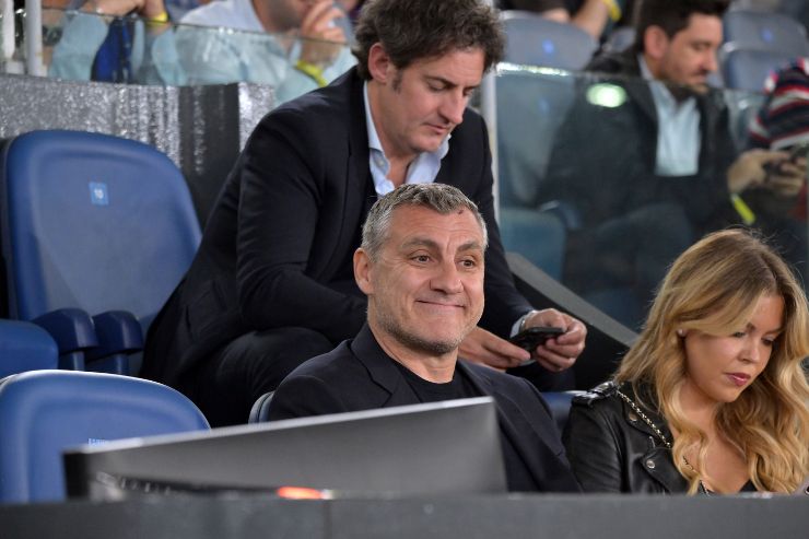 Vieri sorride in tribuna