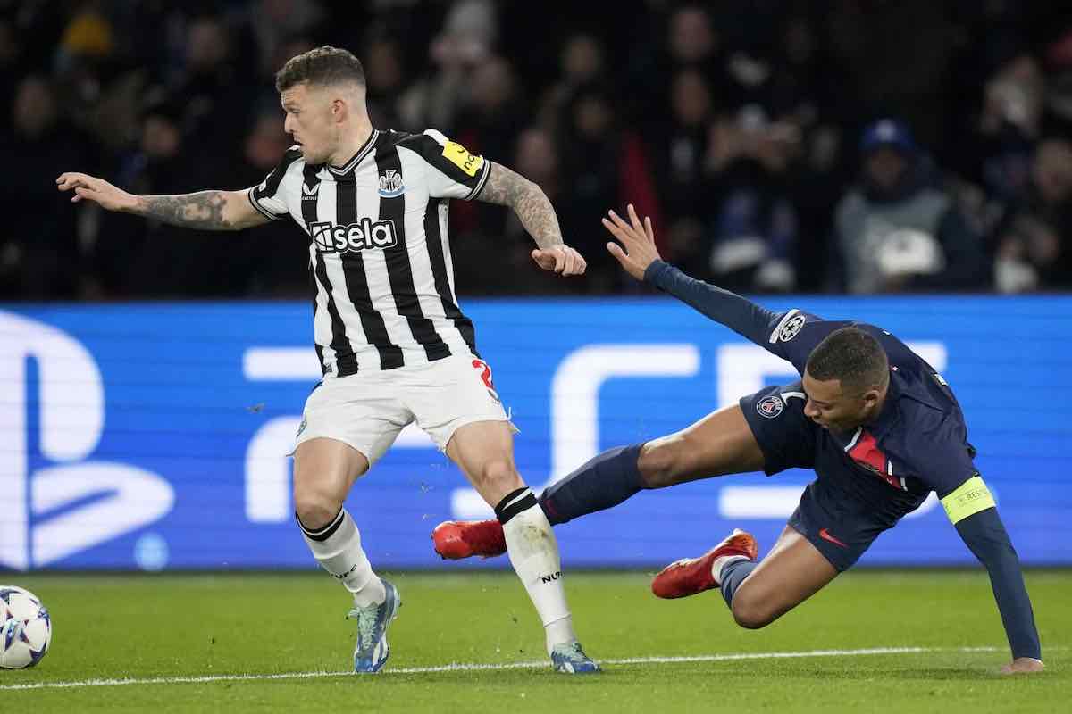 Psg-Newcastle: sostituito Kwiatkowski