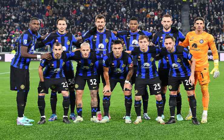 foto di squadra dell'inter prima del match con la juve