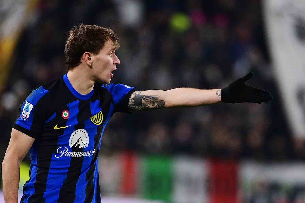 Napoli-Inter, tifosi stanchi: Barella bocciato