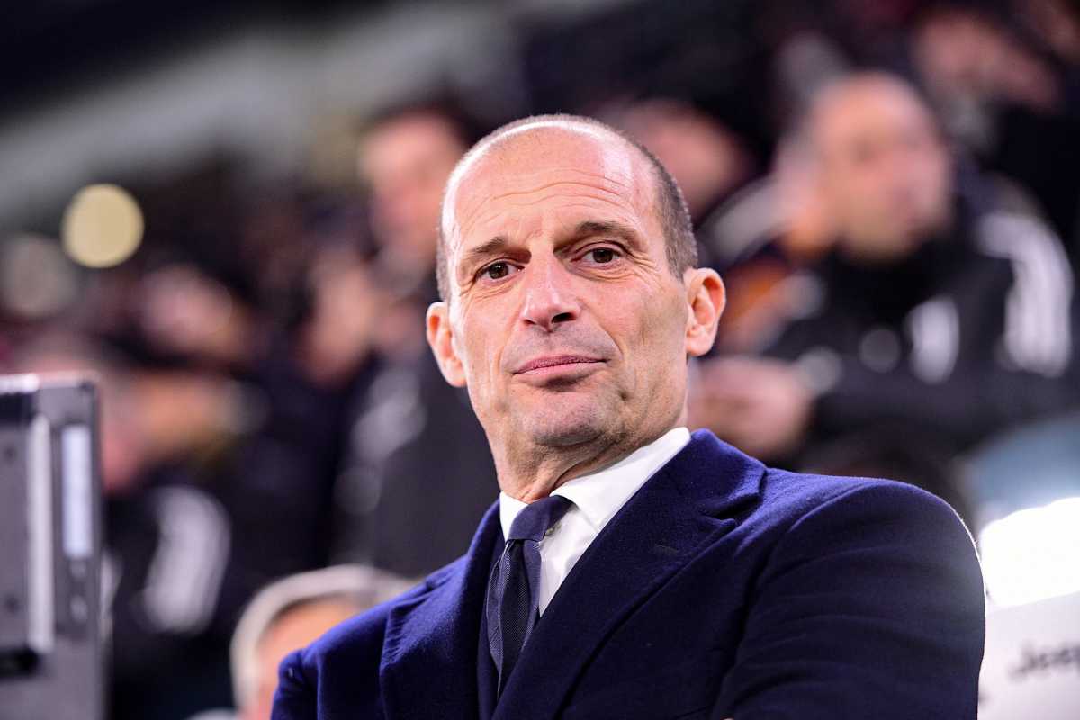 Allegri guarda la telecamera