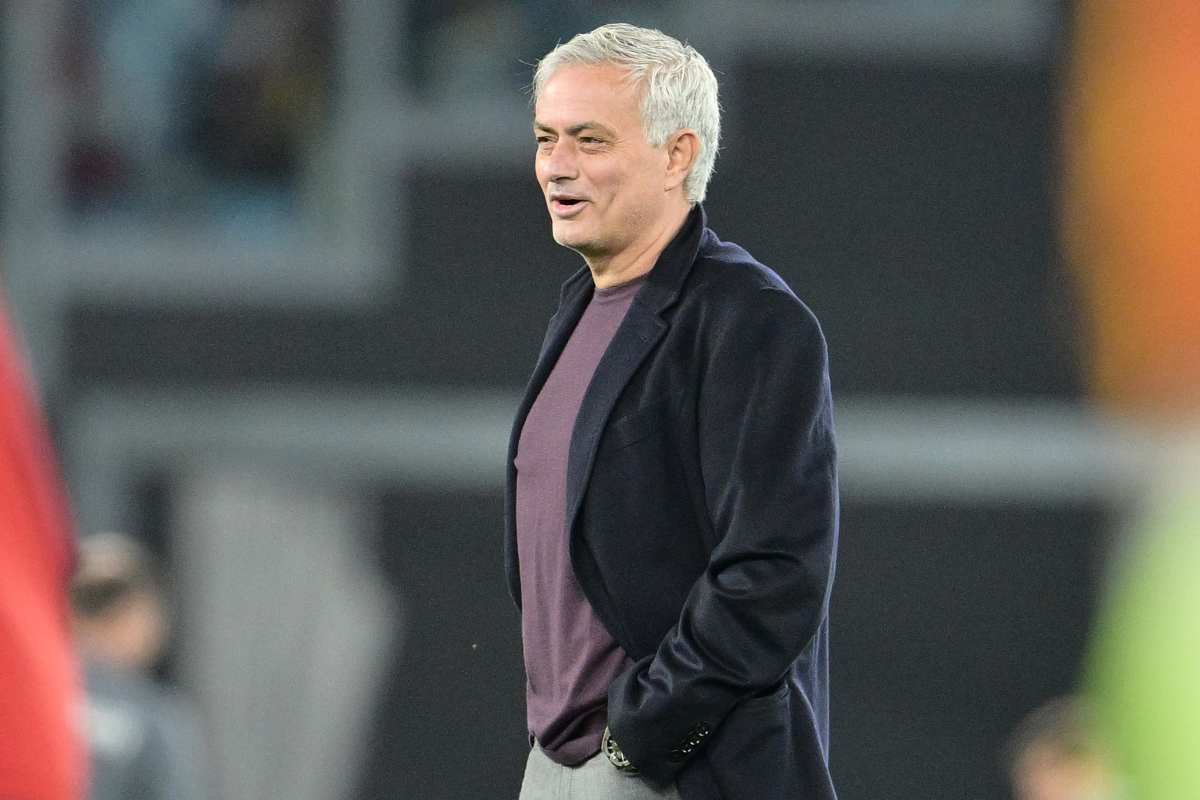 Roma rinnovo Bove complimento Mourinho conferenza stampa entourage