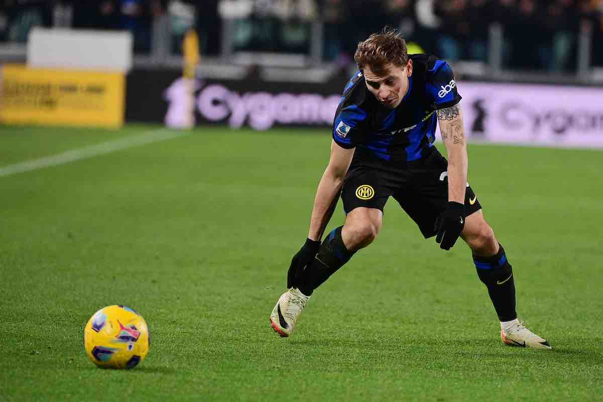 Napoli-Inter, tifosi stanchi: Barella bocciato