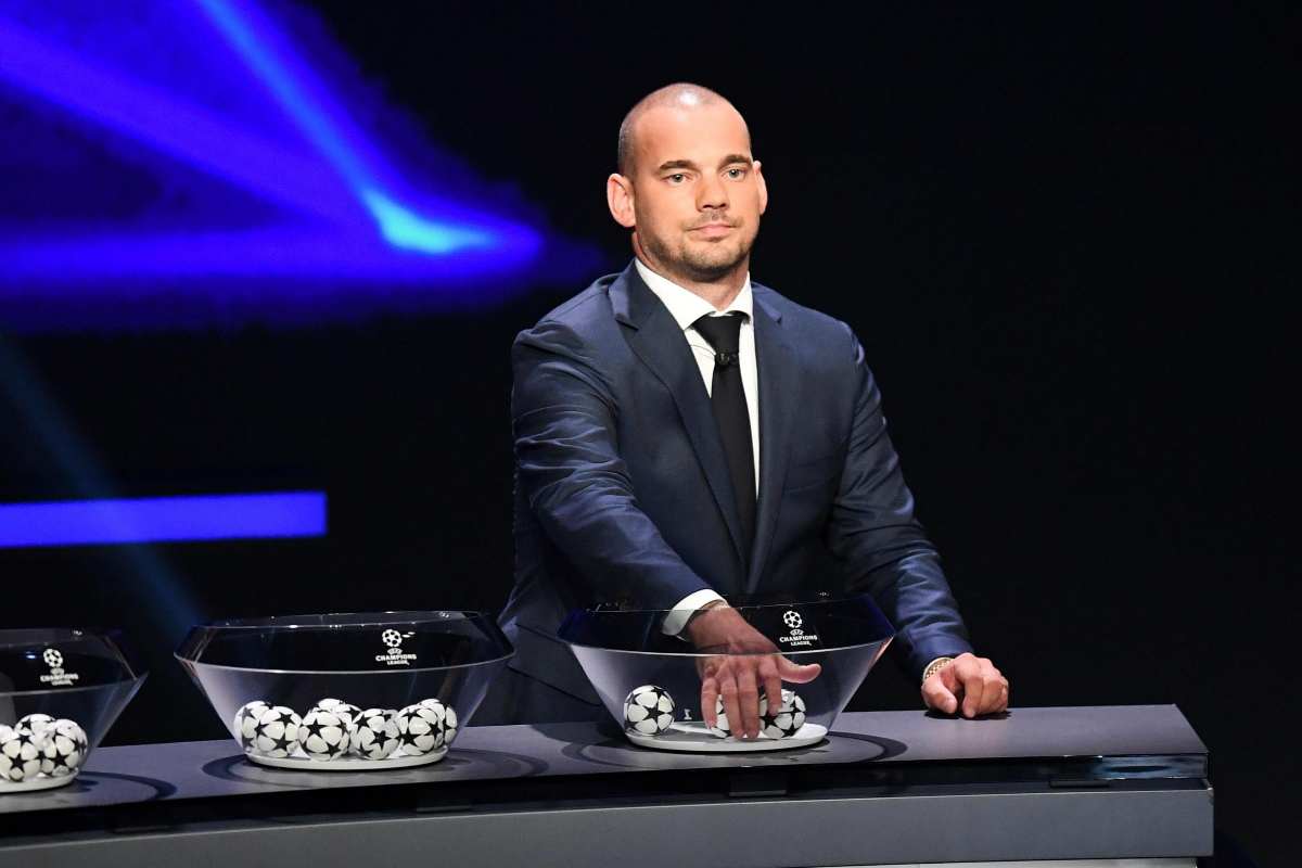 Wesley Sneijder ai sorteggi uefa