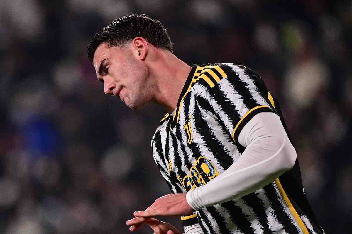 "Cash e scambio per Vlahovic": Juventus avvisata, nuovo colpo di scena