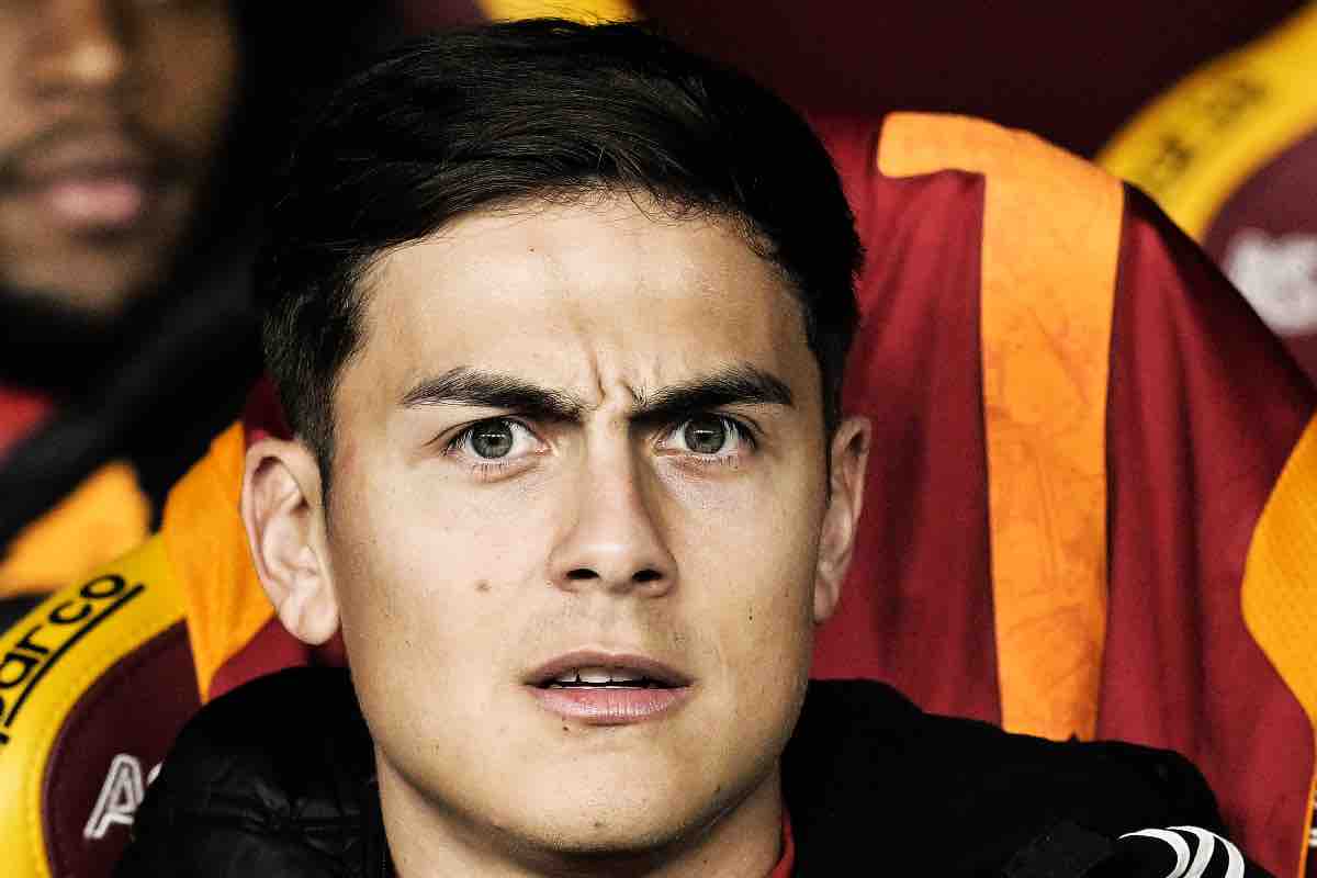 Roma-Verona, allarme Dybala nel riscaldamento: ecco cosa è successo