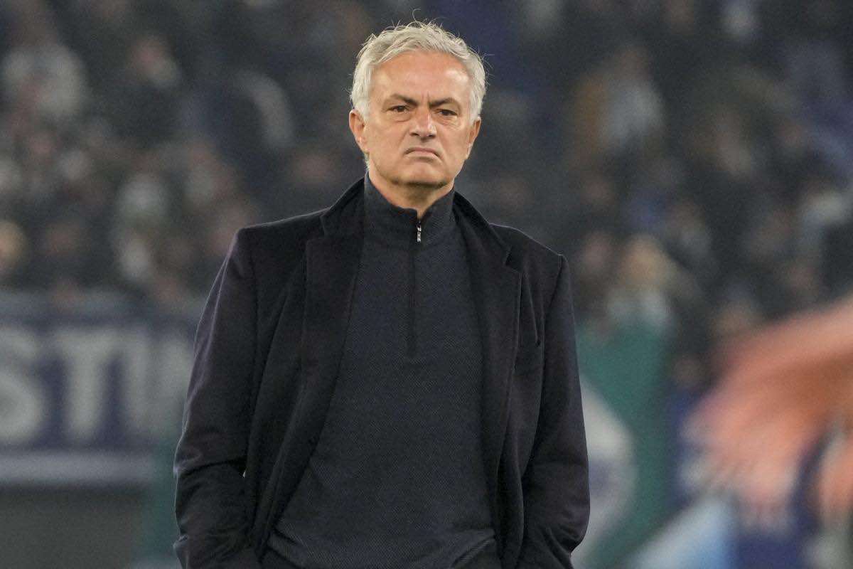 Tifosi contro Mourinho: chieste le dimissioni