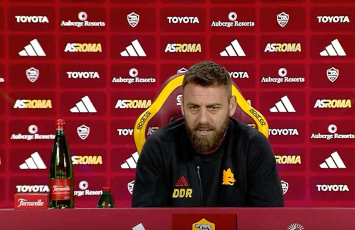 de rossi in conferenza stampa