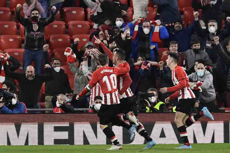 Stop ad Athletic Bilbao-Girona per un malore