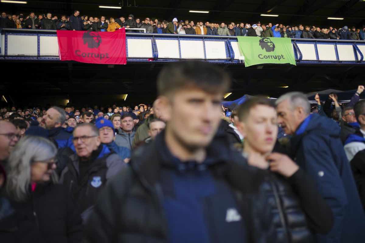 Dalla penalizzazione al divieto dei trasferimenti: annuncio sull'Everton 