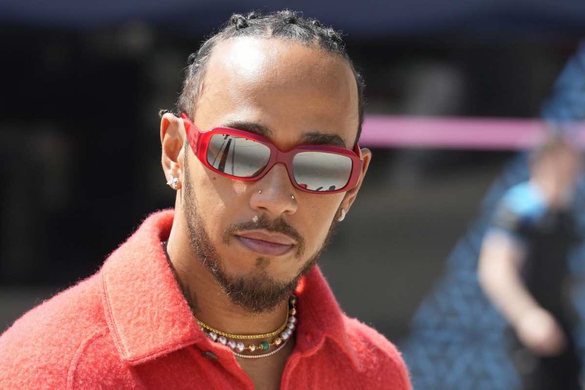 Ufficiale Hamilton alla Ferrari