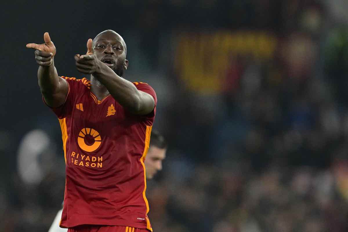 Roma-Cagliari: scintille Lukaku-Mina