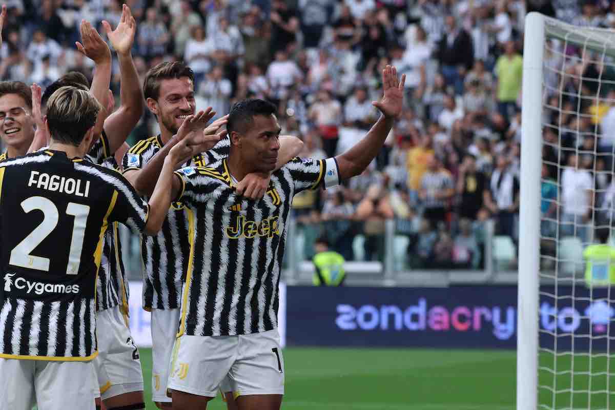Juventus: addio Alex Sandro