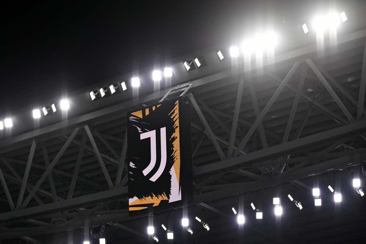 Juventus, tripla sanzione