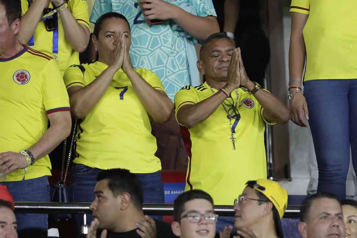 Calcio colombiano nel caos: sospesi 15 arbitri